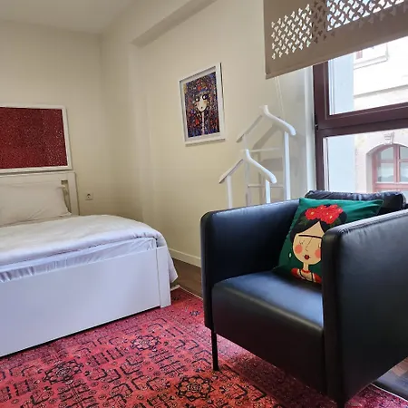 Pertevniyal Aziziye فندق